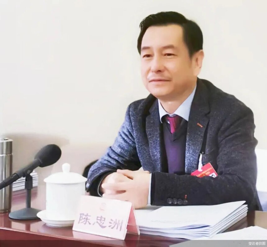 1737364196102208.jpg 640.jpg